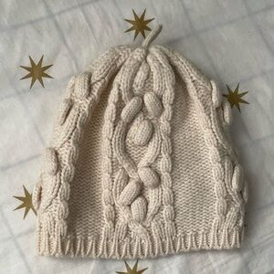 Max Mara Weekend Cable Knit Cream Beanie